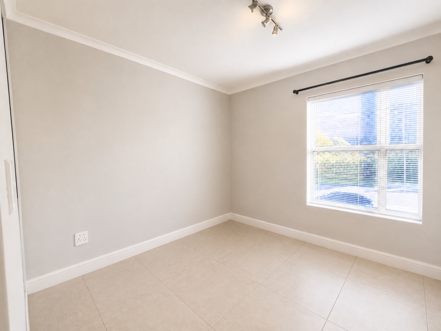 To Let 1 Bedroom Property for Rent in Observatory Western Cape